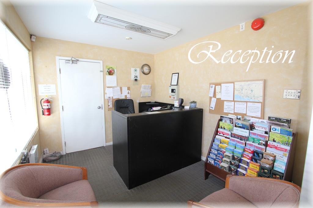Lotus Motel Кобург Екстериор снимка