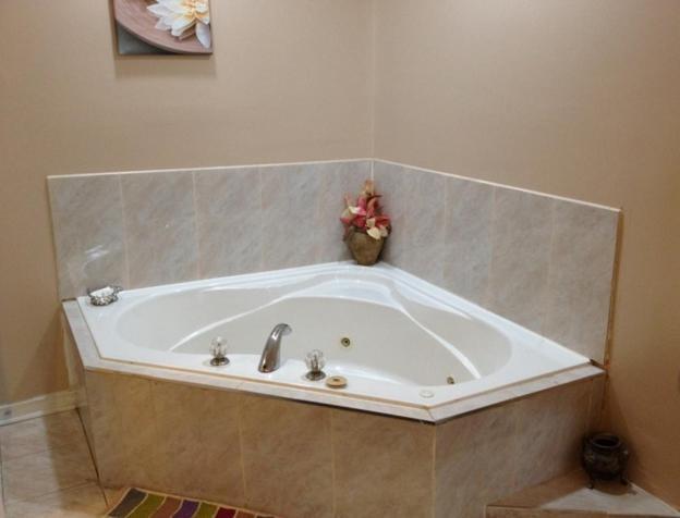 Lotus Motel Кобург Екстериор снимка